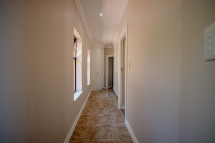 3 Bedroom Property for Sale in Wilderness Heights Western Cape